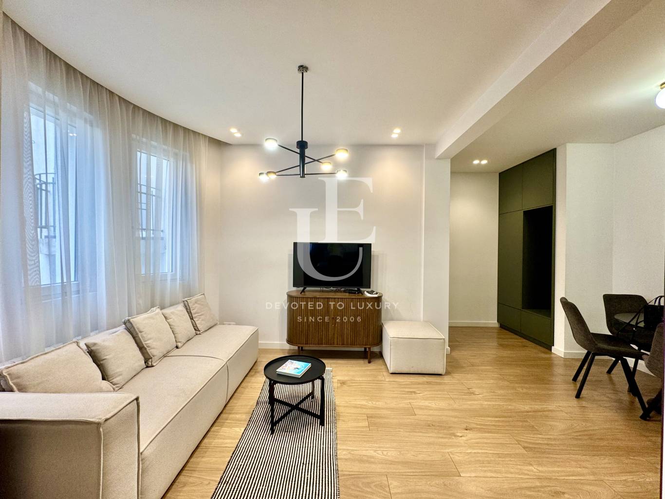 Апартамент под наем в София, Център - код на имота: E28391 - image 1