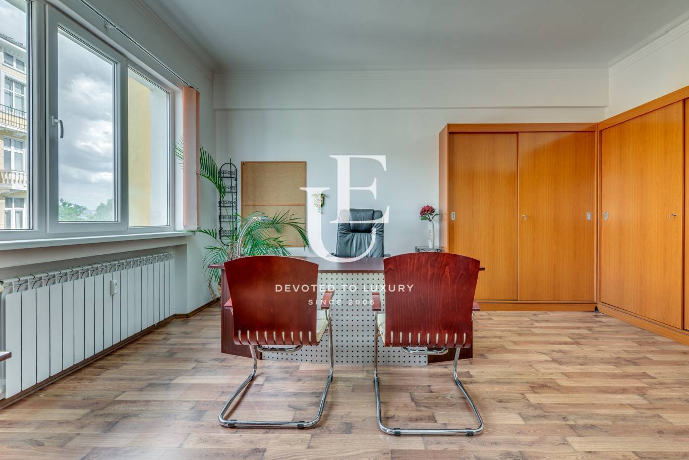 Обзаведен офис под наем на Ул. Московска