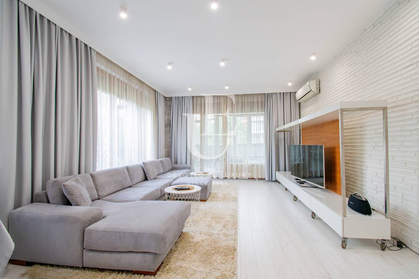 Апартамент за продажба в София, Витоша - код на имота: N29565 - image 1