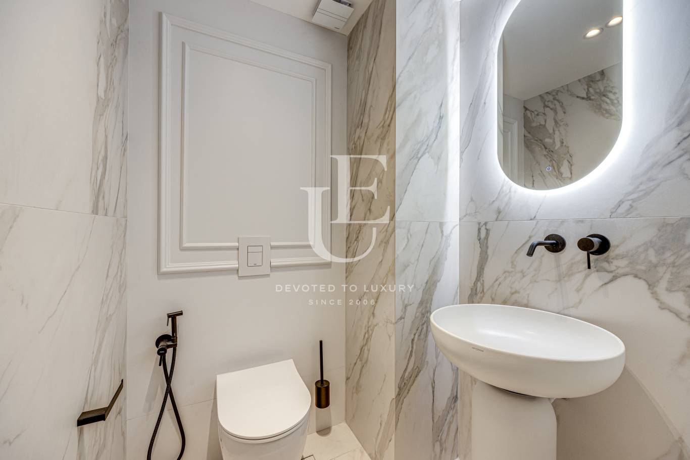 Апартамент за продажба в София, Лозенец - код на имота: N25068 - image 11