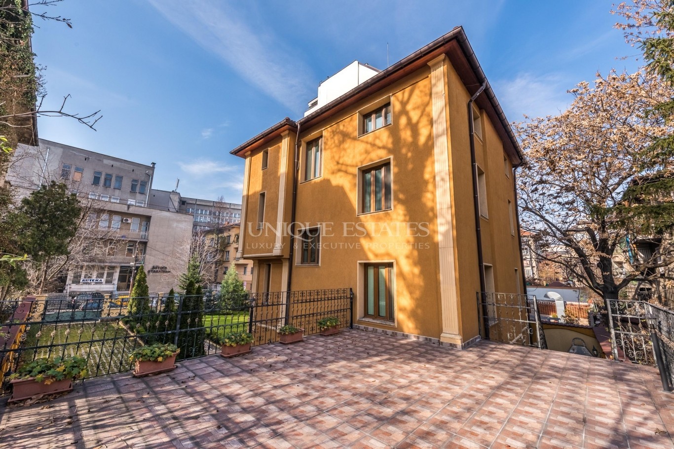 House for rent in Sofia, Downtown with listing ID: K12346 - image 1