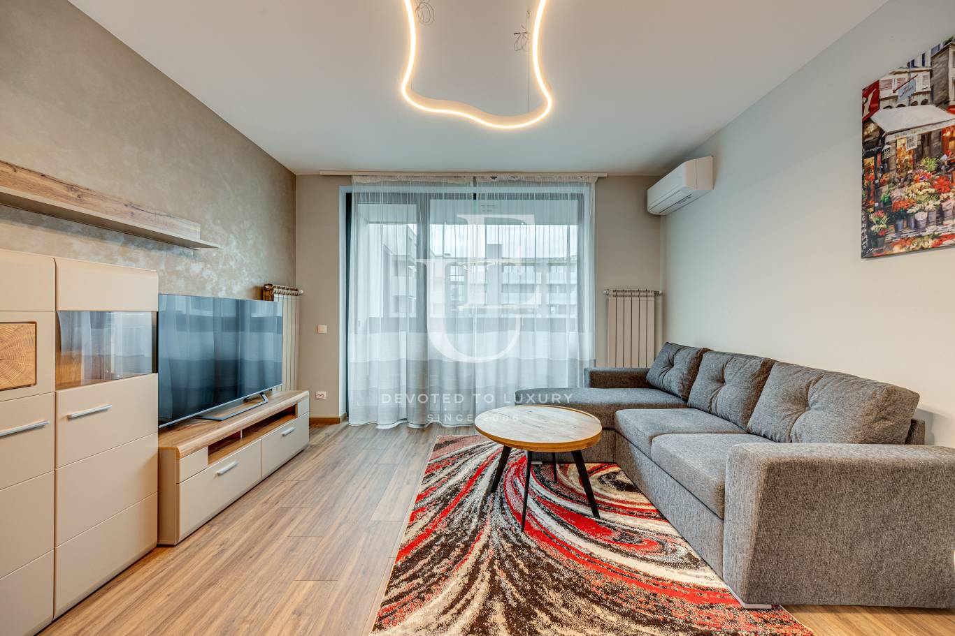 Чисто нов двустаен апартамент в нов комплекс в Изток