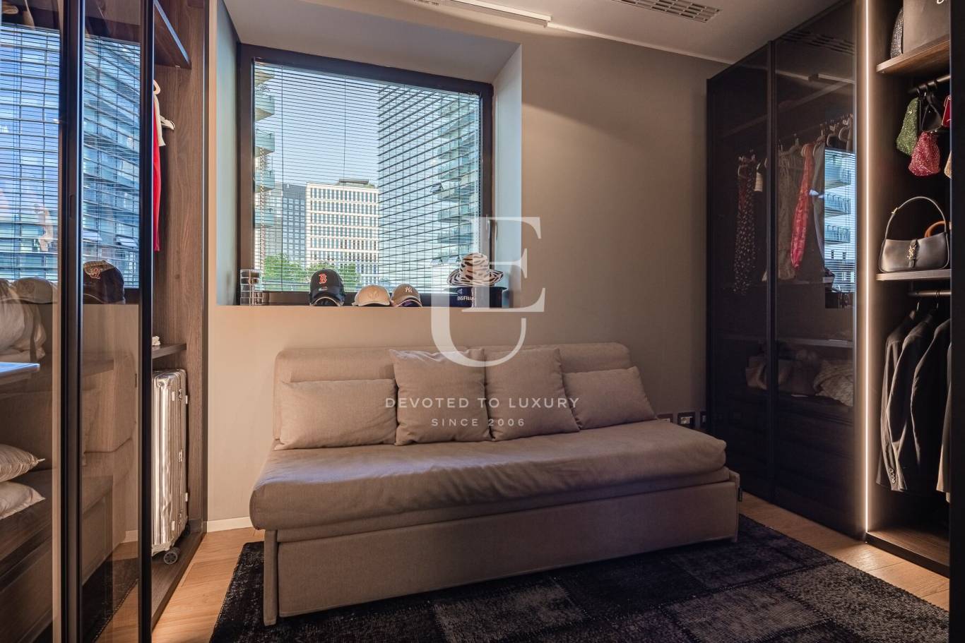 Апартамент за продажба в Милано,  - код на имота: N28524 - image 11