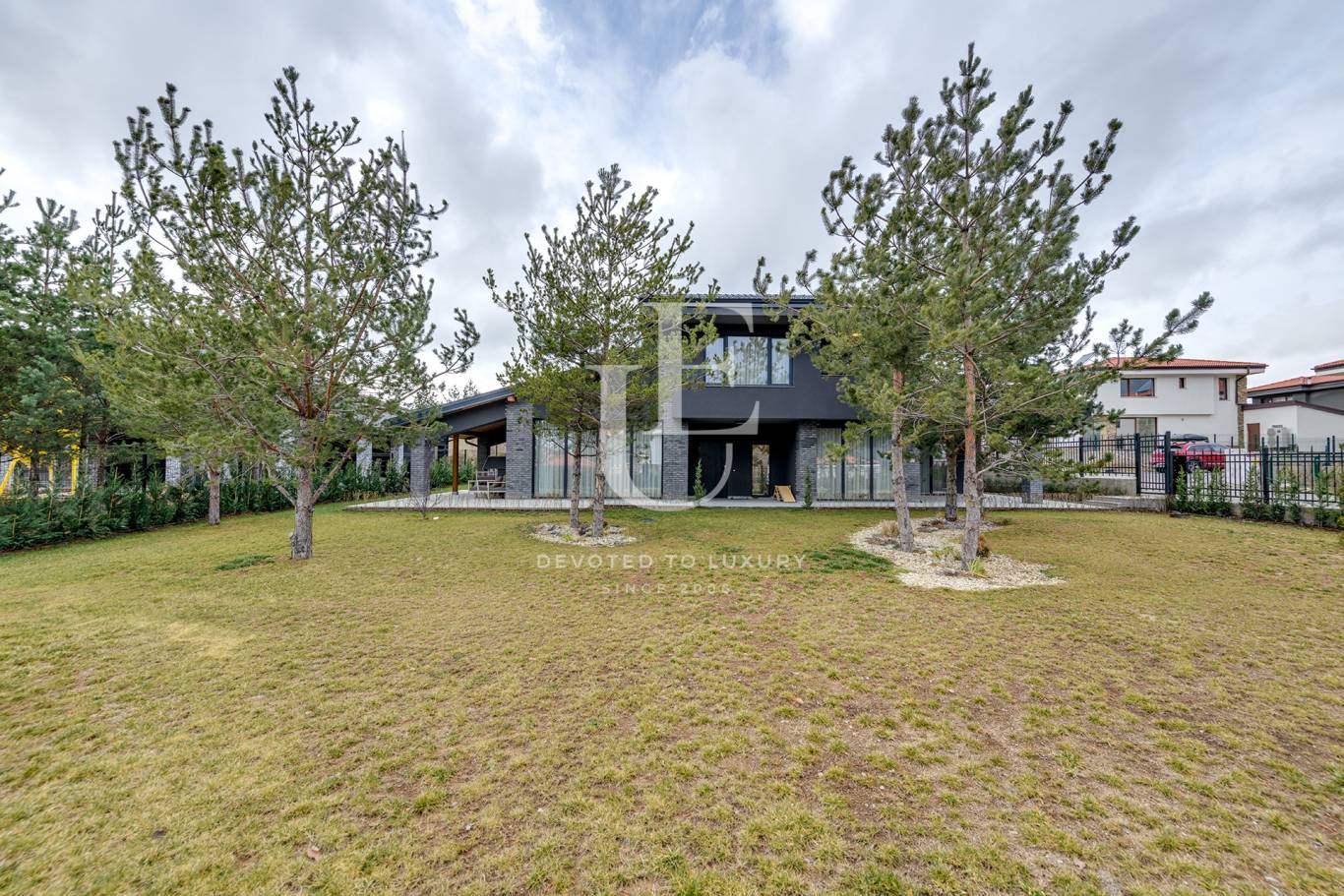 Къща за продажба в Кладница,  - код на имота: E28569 - image 4