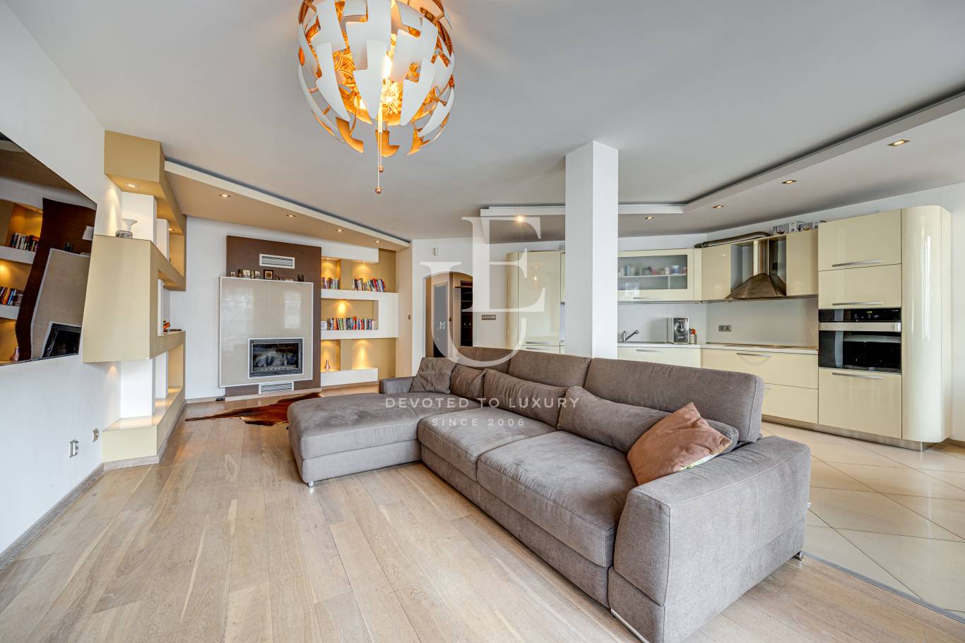 Апартамент за продажба в София, Лозенец - код на имота: E27448 - image 1