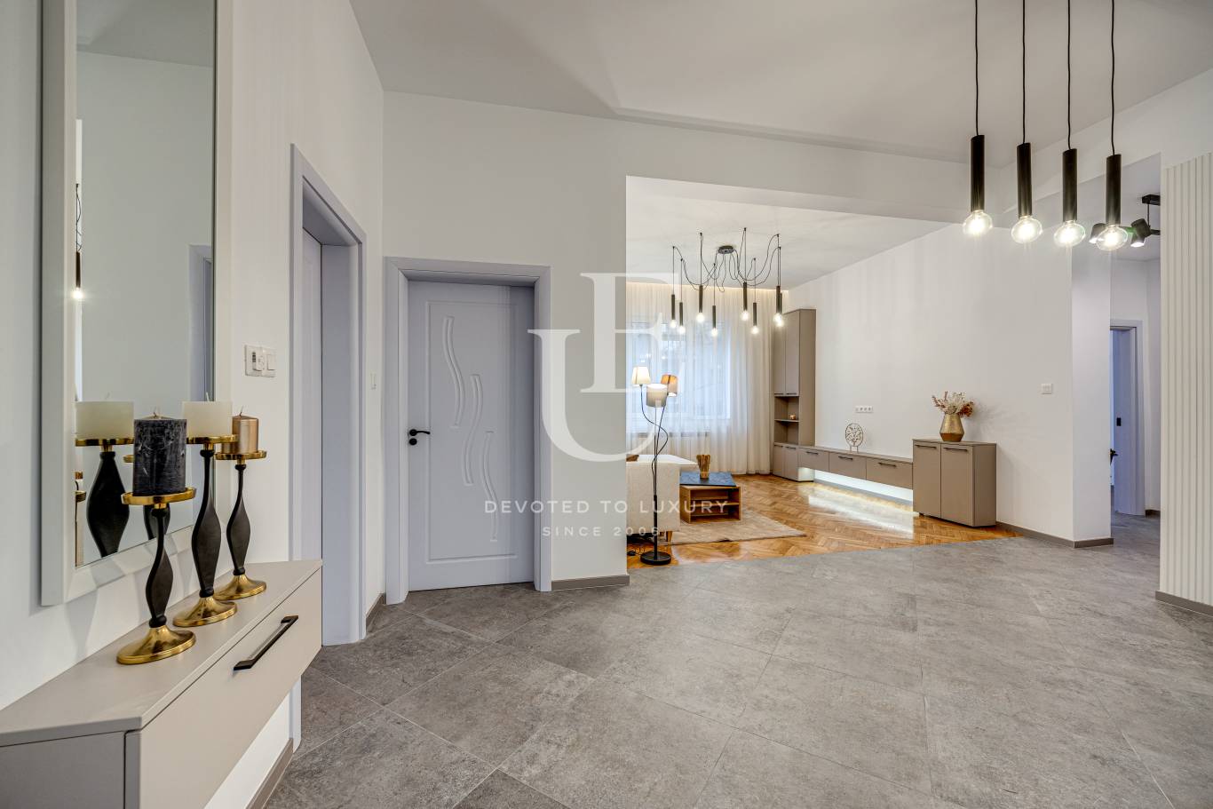 Апартамент за продажба в София, Център - код на имота: N28610 - image 3