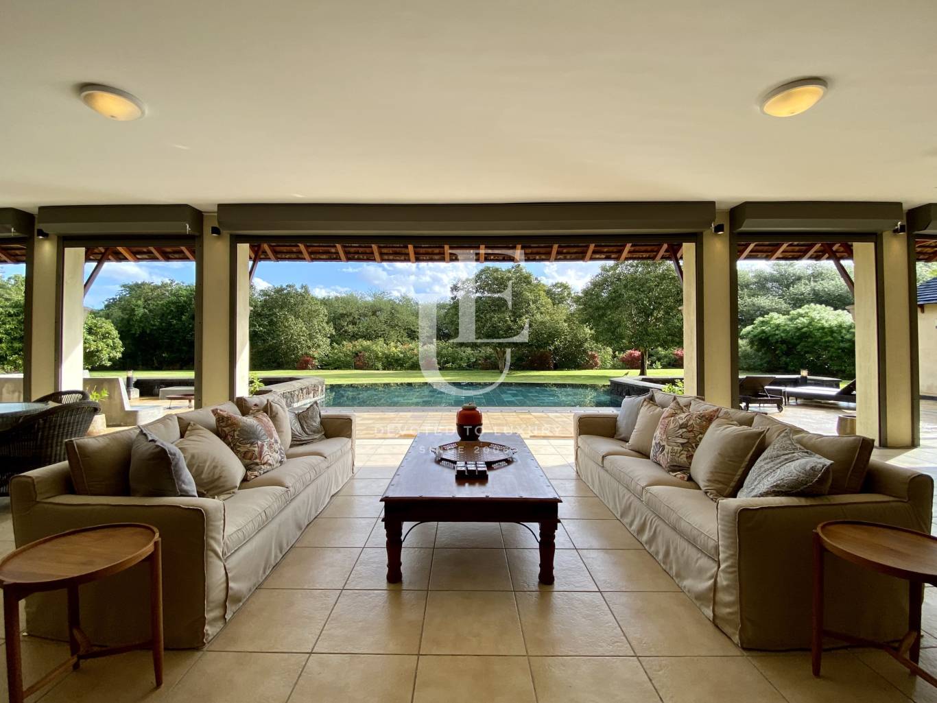 Къща за продажба в Тамарин,  - код на имота: N28633 - image 1