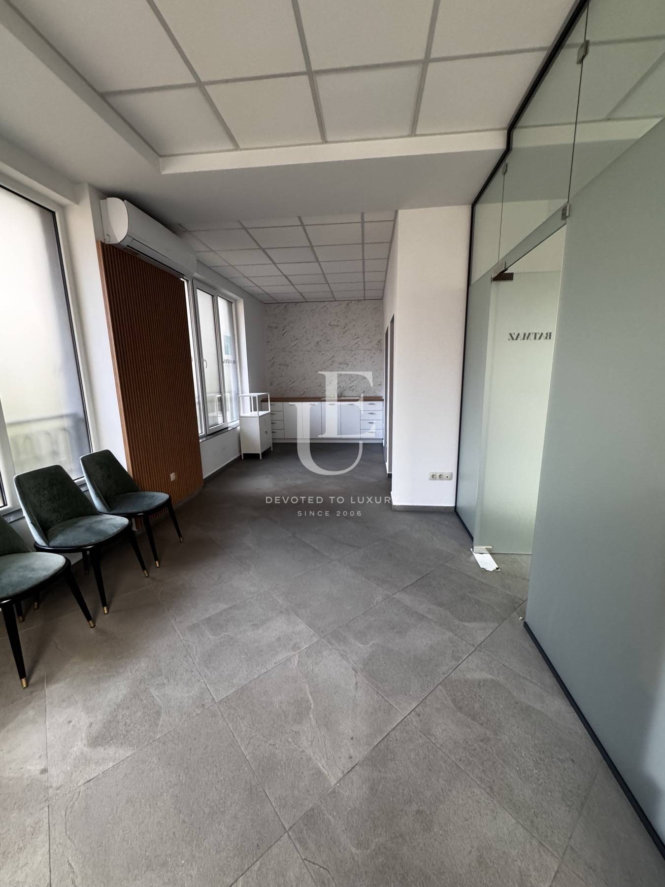 Търговски обект под наем в София, Дървеница - код на имота: N28647 - image 2