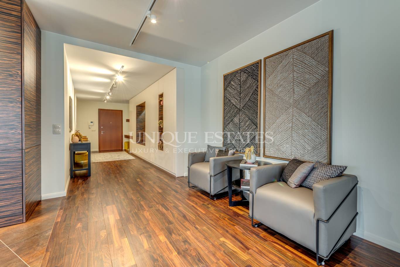 Apartment for rent in Sofia, Iztok with listing ID: N14860 - image 2