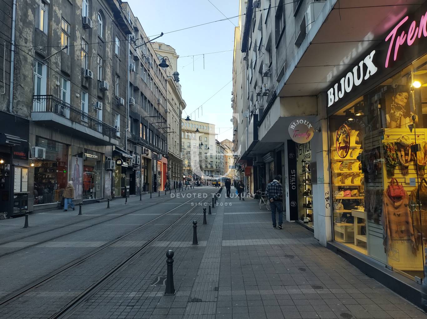 Търговски обект под наем в София, Център - код на имота: K28663 - image 1