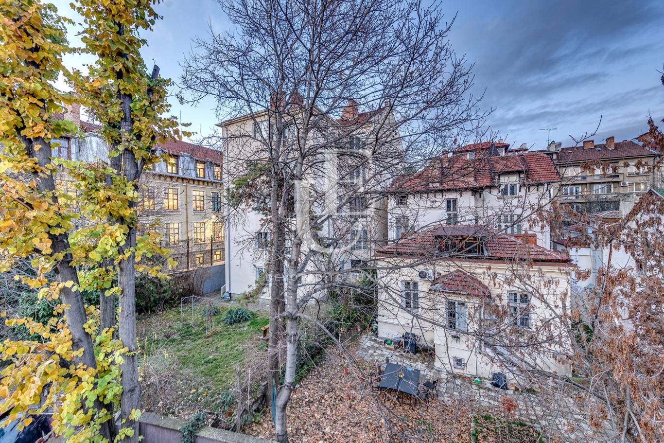Къща за продажба в София, Център - код на имота: K21887 - image 1
