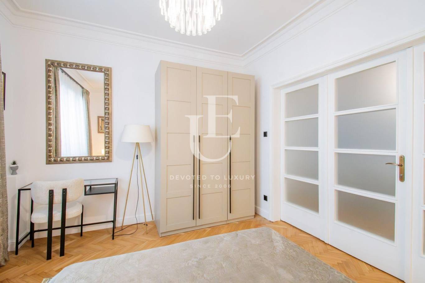 Апартамент за продажба в София, Оборище - код на имота: E28685 - image 11