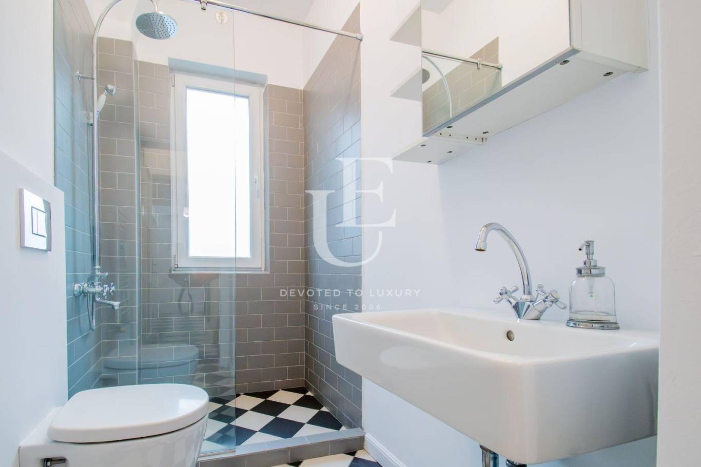 Апартамент за продажба в София, Оборище - код на имота: E28685 - image 12