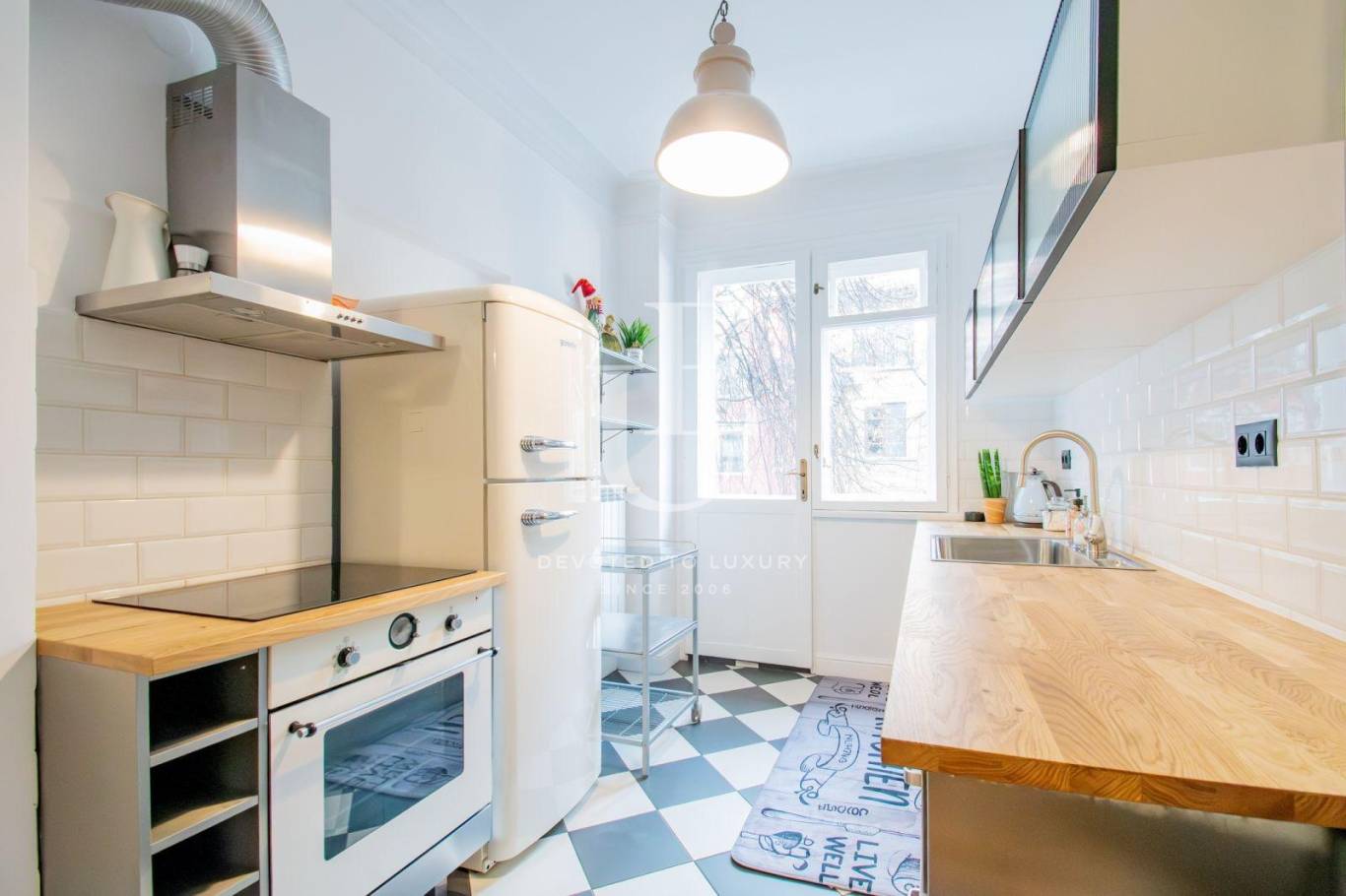 Апартамент за продажба в София, Оборище - код на имота: E28685 - image 5