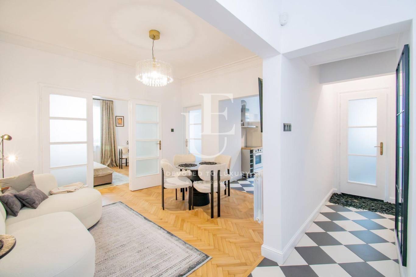 Апартамент за продажба в София, Оборище - код на имота: E28685 - image 3