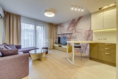 Апартамент под наем в к-с Флора парк