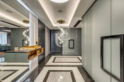 Луксозен многостаен в комплекс с минерално СПА за продажба