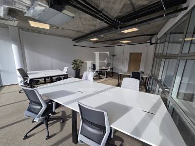 Furnished office building for sale in Mladost 1A