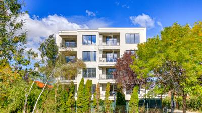 Investment two-room apartment with garage in Krastova Vada