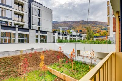 South-east facing apartment with high ceilings in a gated complex