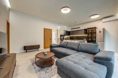 Elegant two-bedroom apartment with an excellent location