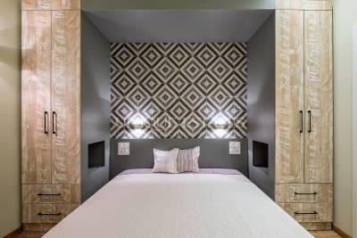 Луксозен апартамент до пешеходната част на ул. Витошка под наем