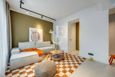 Дизайнерско съвършенство в центъра на града под наем