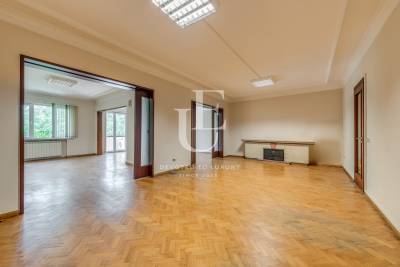 Панорамен четиристаен апартамент под наем на Орлов мост