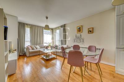 Кокетен двустаен апартамент с гараж, в кв. Драгалевци