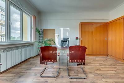 Обзаведен офис под наем на Ул. Московска