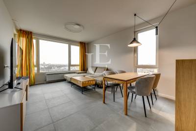 Чисто нов апартамент в сграда на Артекс