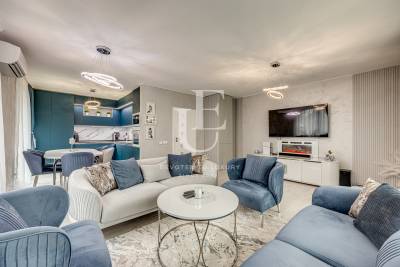 Luxury two-bedroom apartment in a boutique building in Simeonovo