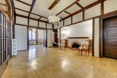 Exclusive Multi-Room Apartment next to Sofia University