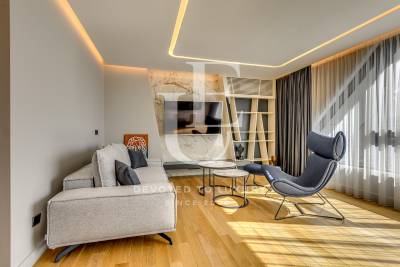 Furnished two-bedroom apartment in residential building