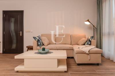 Двустаен апартамент за краткосрочен наем в близост до метро