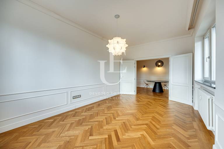 Уникален имот за продажба на бул. Цар Освободител