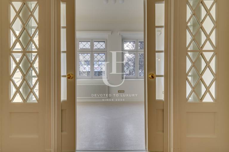 Сграда паметник на култура под наем в Докторска градина