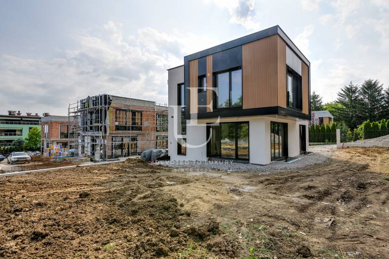 Detached, modern house for sale in Simeonovo district