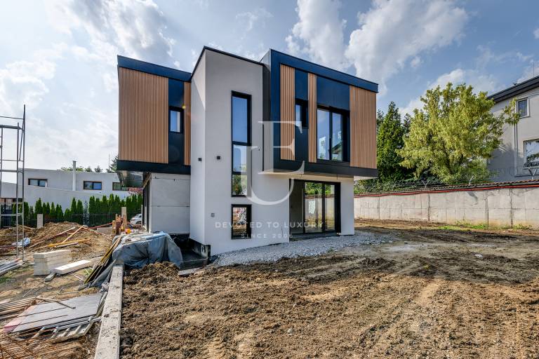 Detached, modern house for sale in Simeonovo district