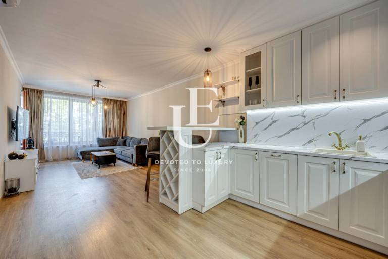 Cozy and modern apartment in Paradise Place complex