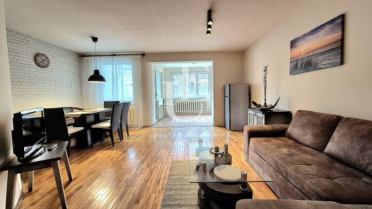 Тристаен апартамент в зелената част на Лозенец