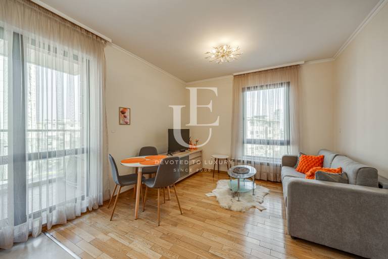 One-Bedroom Apartment for Rent in Este Complex