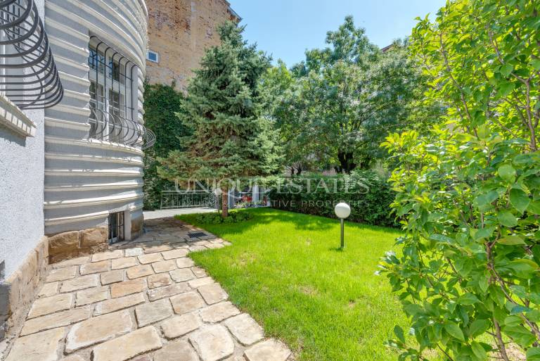 Идеален център, къща за продажба