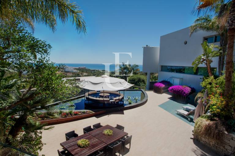 Designer villa with all kinds of luxuries in Sitges, Spain