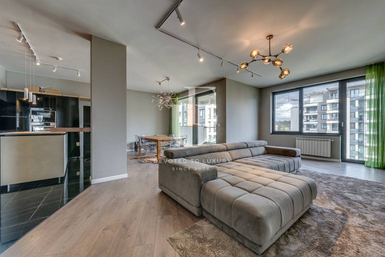 Многостаен апартамент в кв. Лозенец за продажба