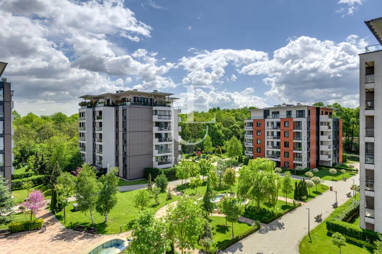 Multi-room apartment for sale in Lozenets district