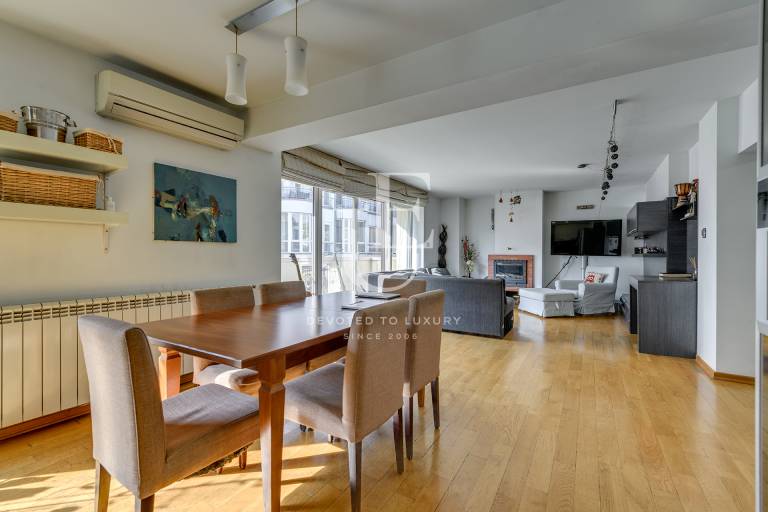 Spacious Apartment with Double Garage in the Heart of Sofia