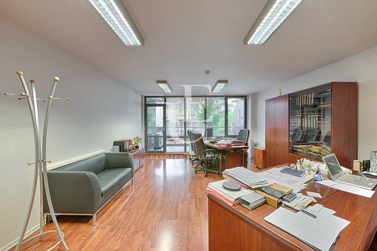 Class A office building for sale in Center