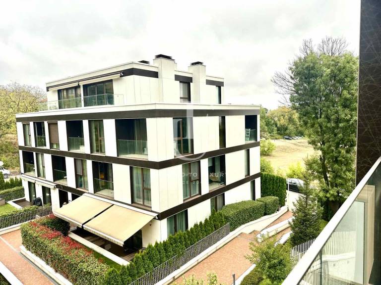 Обзаведен двустаен апартамент  в  кв. Бояна