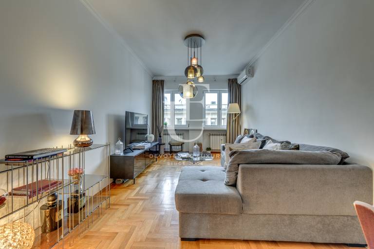 Stylish two-bedroom apartment for rent on Saborna Street
